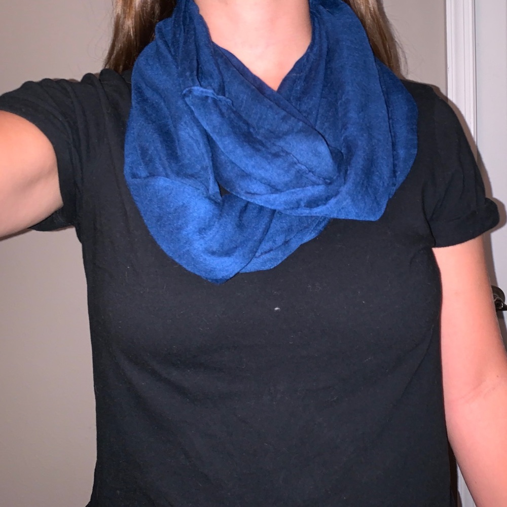 Primary navy blue infinity scarf